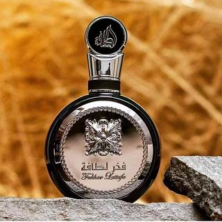 Fakhar Black